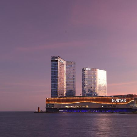 Fili Hotel At Nustar Себу Экстерьер фото