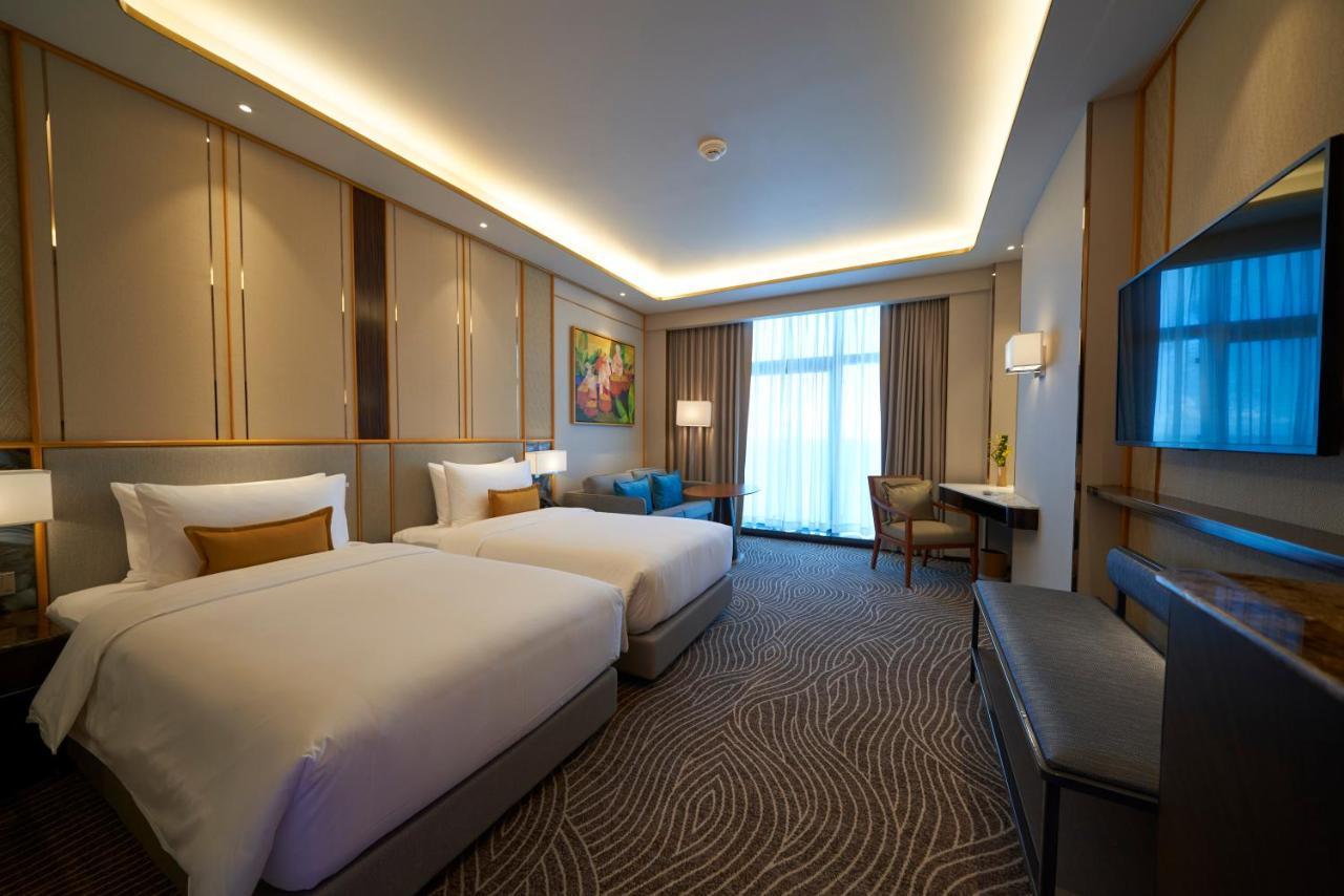 Fili Hotel At Nustar Себу Экстерьер фото